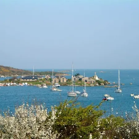 A 5mn Des Plages Et A 5mn De Granville