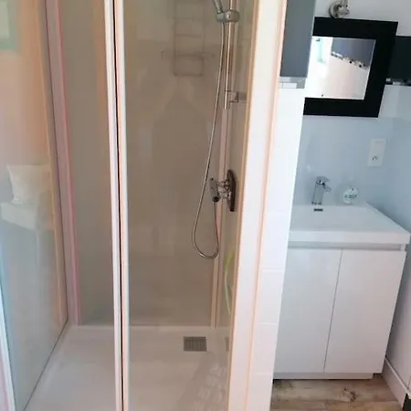 A 5mn Des Plages Et A 5mn De Granville *