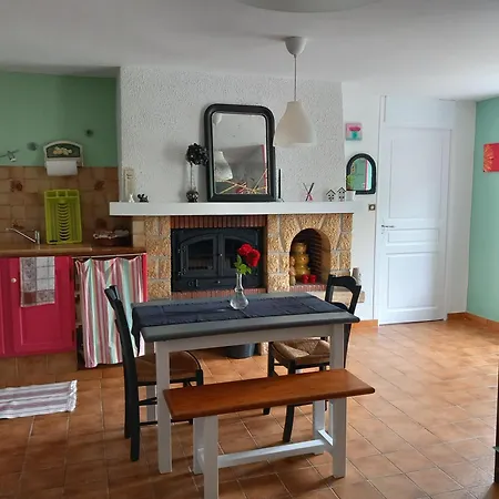 A 5mn Des Plages Et A 5mn De Granville