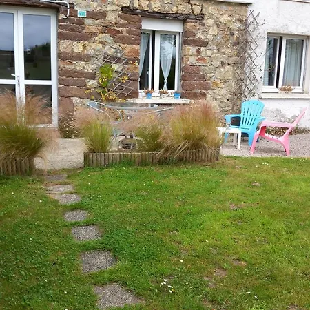 A 5mn Des Plages Et A 5mn De Granville * Longueville (Manche)