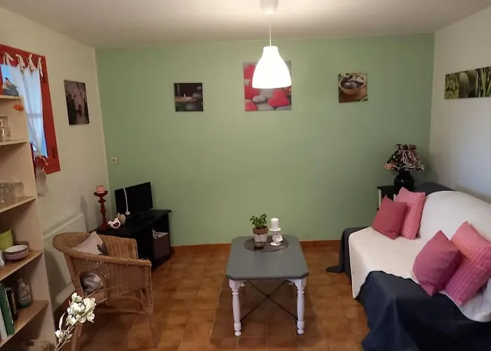 A 5mn Des Plages Et A 5mn De Granville *